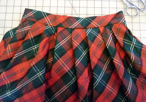 holiday skirt - waistband