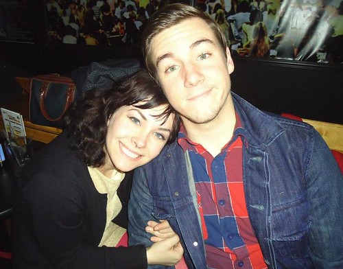 MY BOYFRIEND IS A BABE