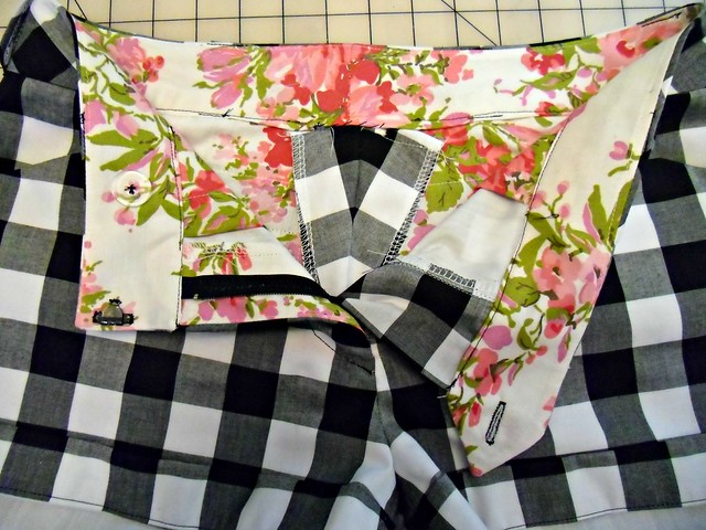 Gingham Shorts - inside