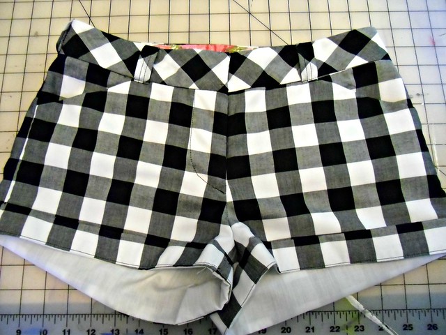 Gingham Shorts - front