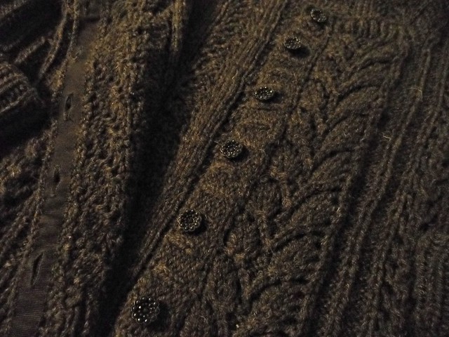 Blagatha - Buttons & Petersham