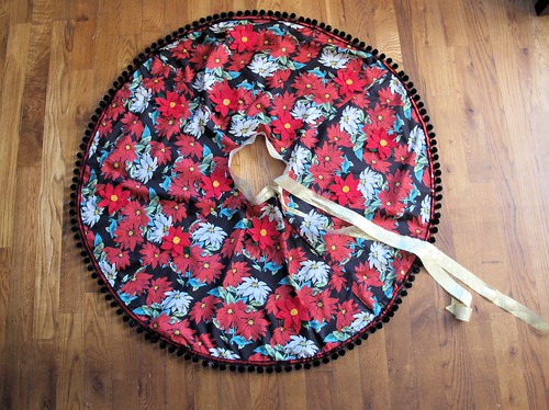 Christmas Tree Skirt/LT Skirt
