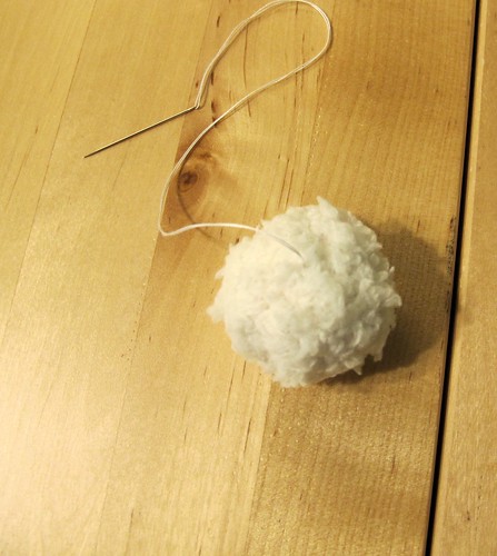 White Hoodie - pom pom