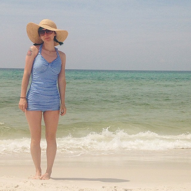 5/27, pt. 1- swimsuit: closet case files bombshell #mmm14 #mmmay14