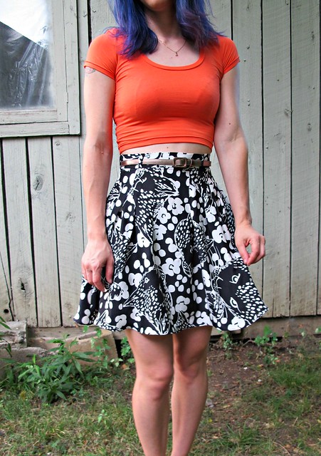 Kitty Cat Zinnia + Nettie Crop Top