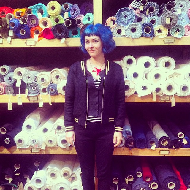 Shopping date with @tillybuttons today! I'm a little fabric'd out after Paris, but managed to squeeze a little piece from Cloth House in my bag 😉 #lladybirdinlondon