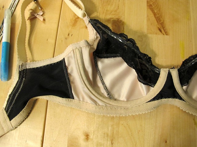Black and nude Marlborough Bra