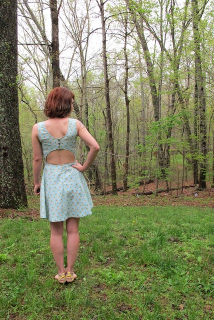 McCall 6887 - Pineapple dress!