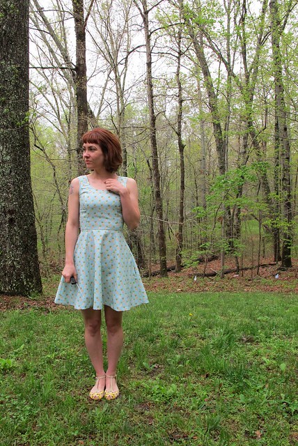 McCall 6887 - Pineapple dress!