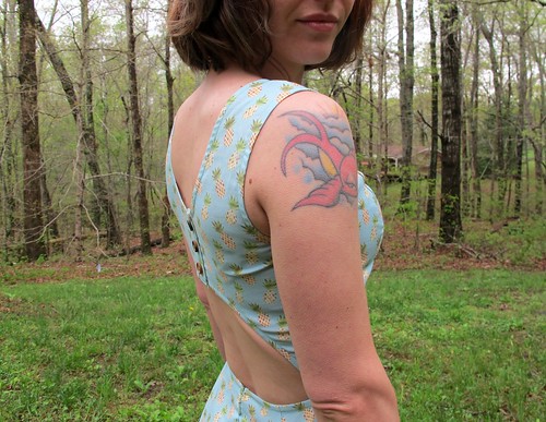 McCall 6887 - Pineapple dress!