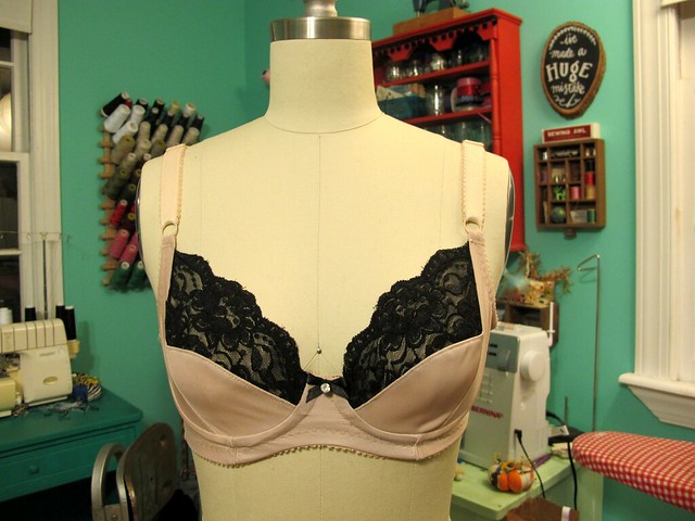 Black and nude Marlborough Bra