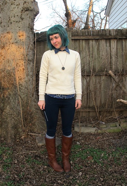 Undercover Sweatshirt + Ooh La Leggings