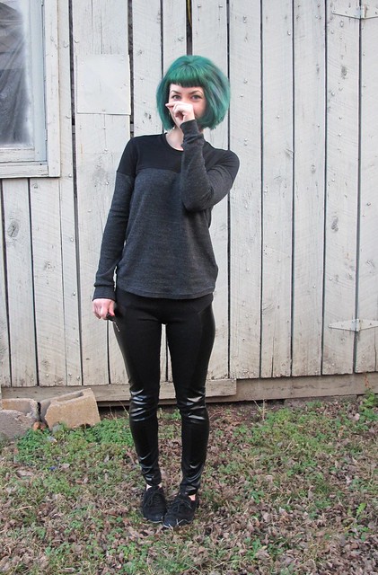 Leggings & Ensis Tee