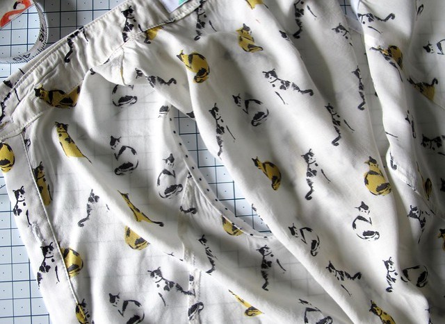 Kitty Rayon B5526 - detail