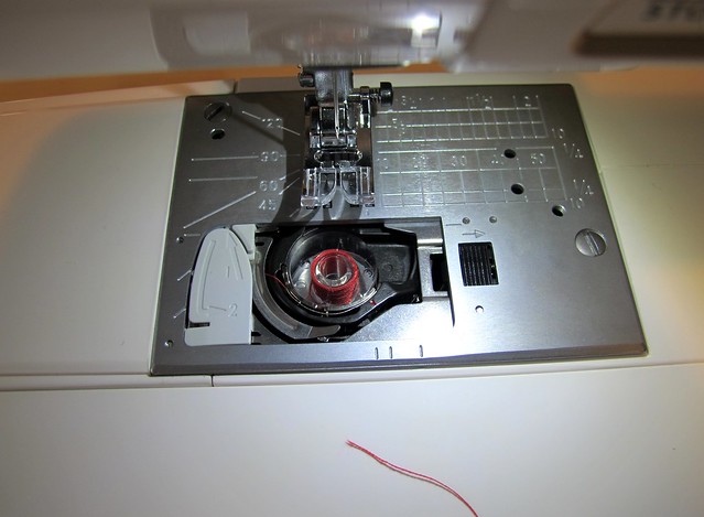 AMH M100 Sewing Machine