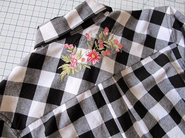 Gingham Archer Popover