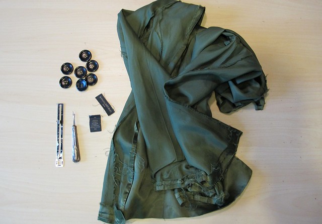 Re-Lining a Coat - lining removed