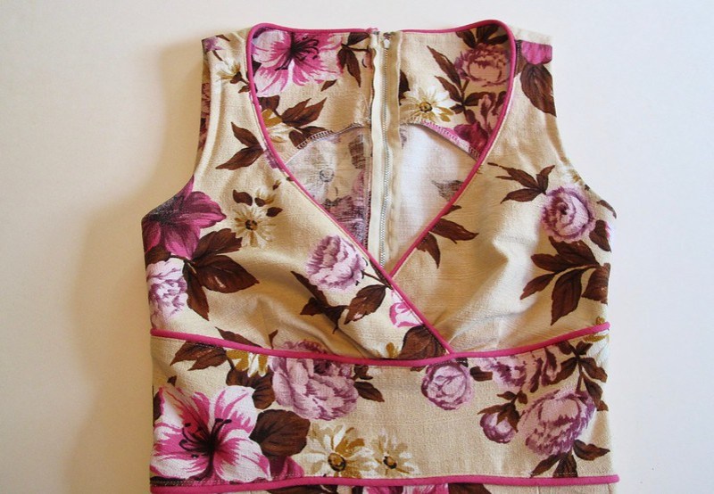 Gertie Surplice Bodice Floral Dress - bodice flat