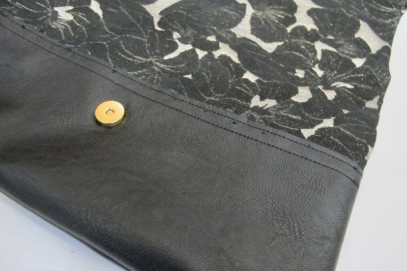 Simplicity 8028 clutch