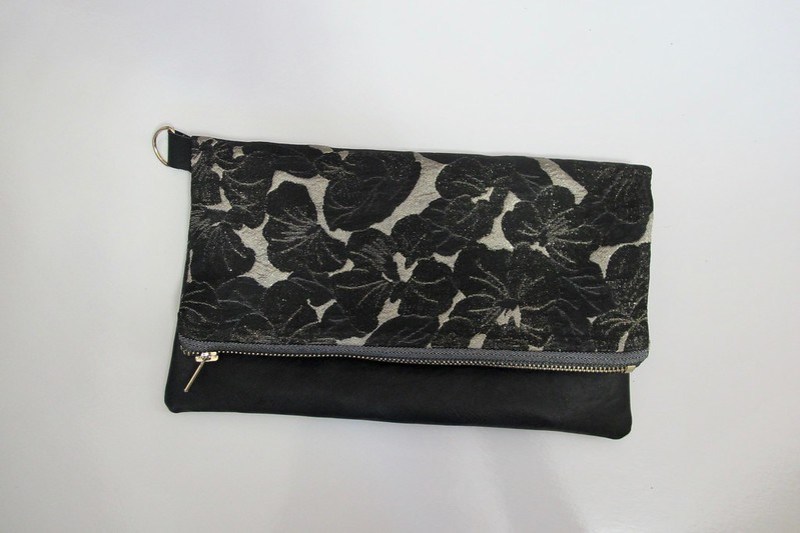 Simplicity 8028 clutch