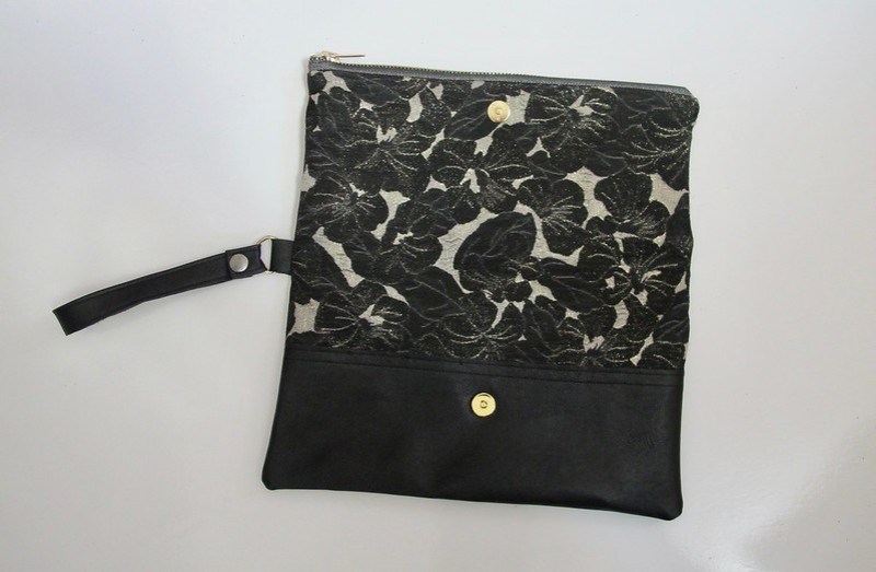 Simplicity 8028 clutch